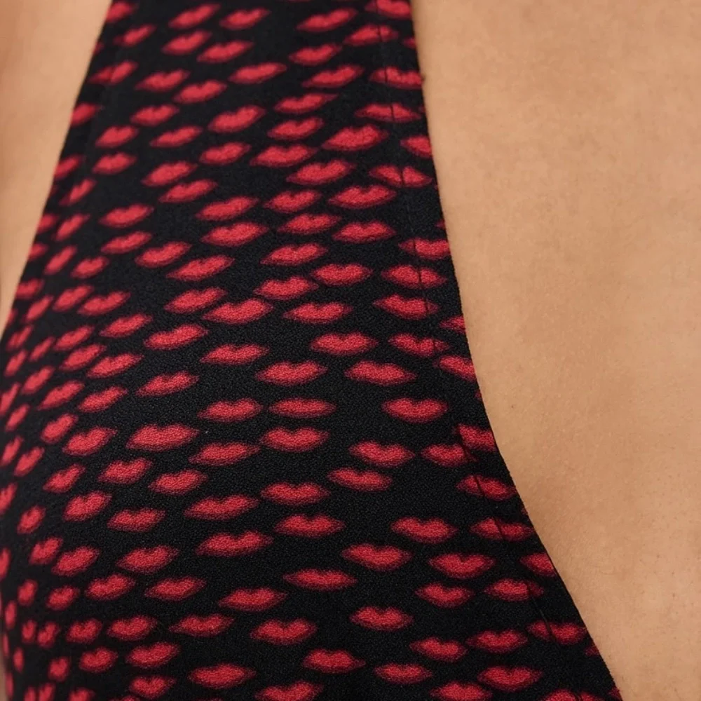 Reformation Delanie Halter Mini Dress French Kiss Lip Print Size S Summer - Picture 5 of 9